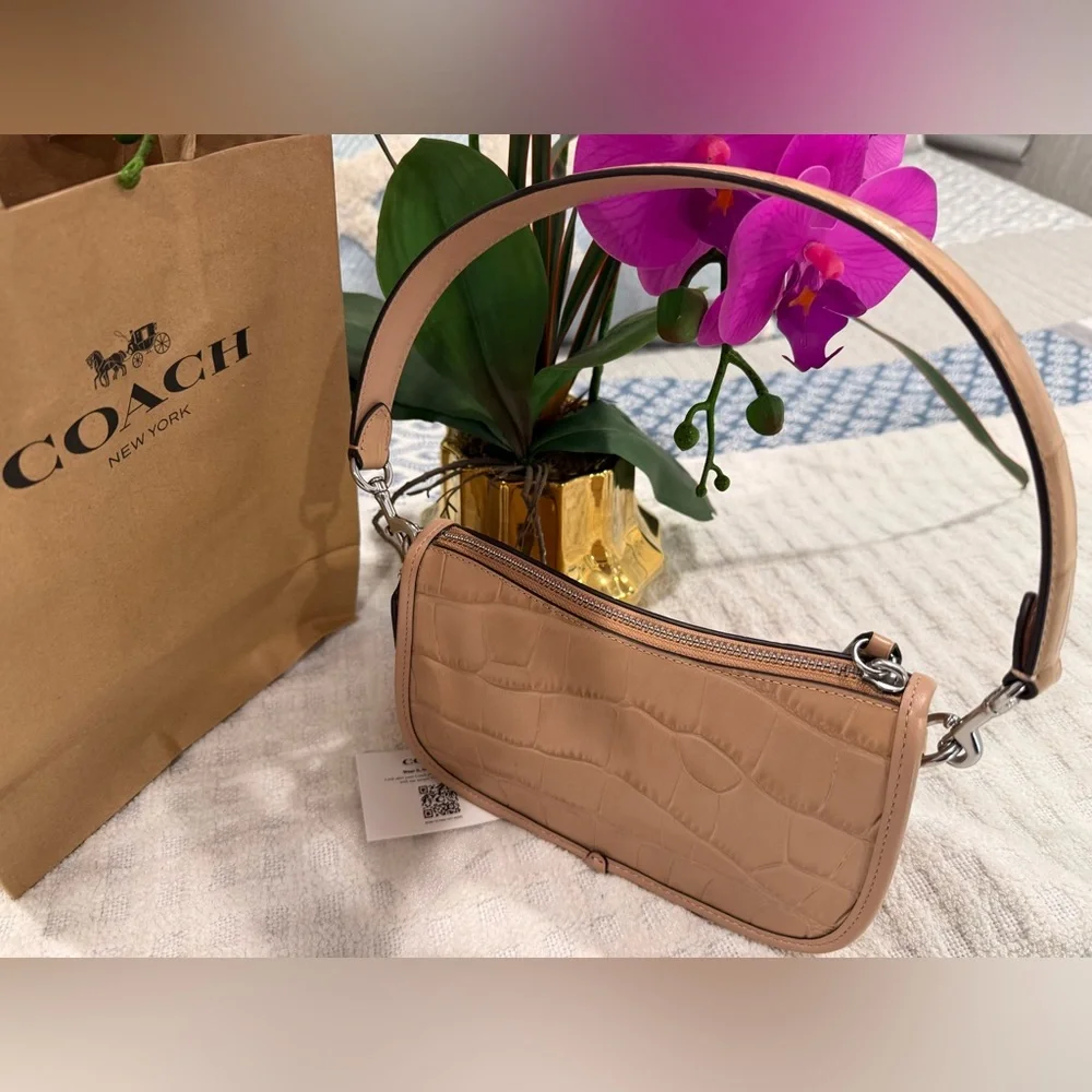 Coach Croc-Embossed Leather Swinger 20, BRAND NEW! - Picture 12 of 12